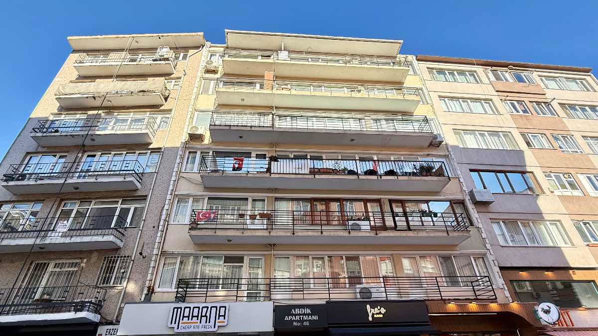 ŞAİR NEDİM CADDE ÜZERİ, GENİŞ KULLANIM ALANLI 3+1 SATILIK DAİRE