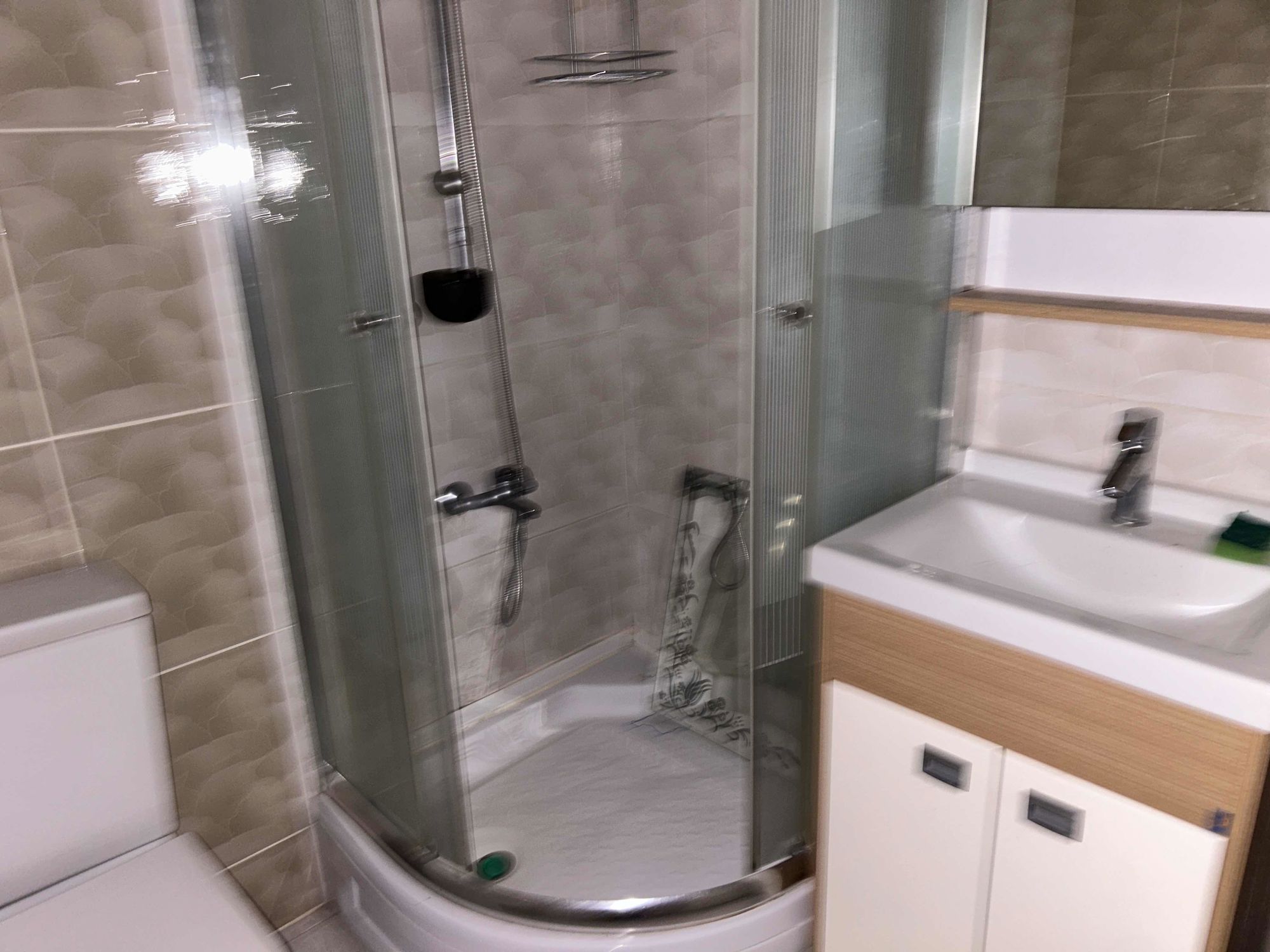KOCAELİ İZMİT MERKEZ DE KOZLUKTA KİRALIK 2+1 DAİRE