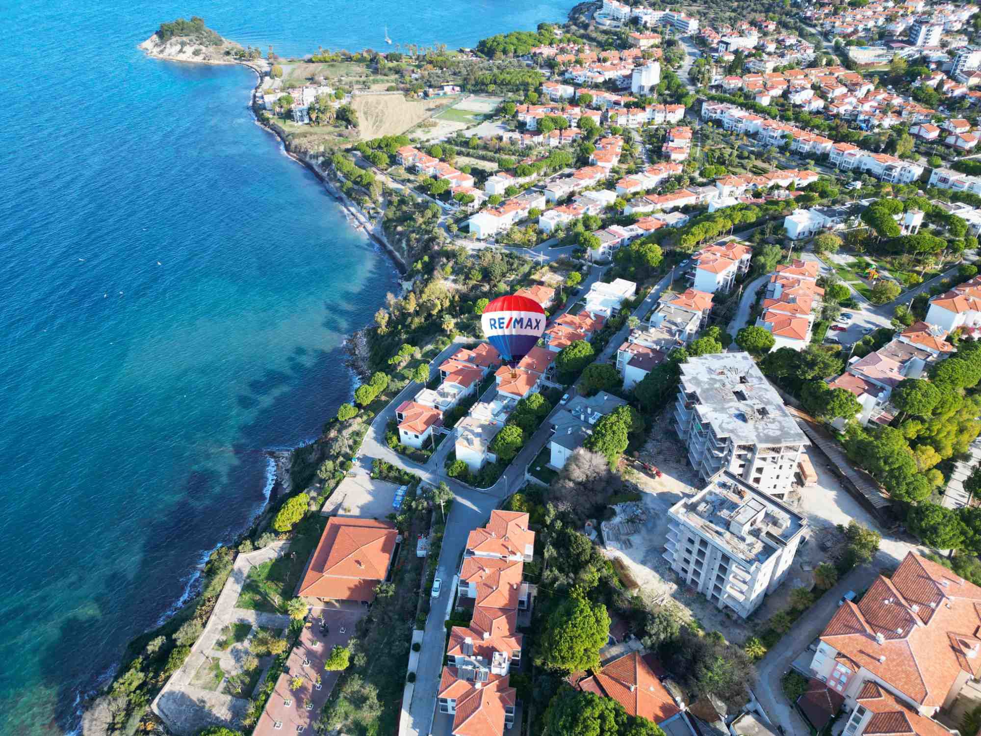 KADINLAR DENIZI GRUP SITESI SATILIK 3+1 DAIRE