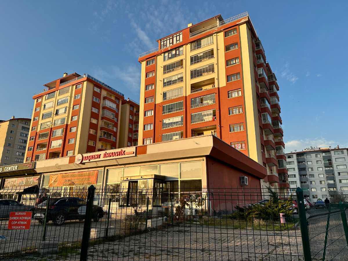 YENIMAHALLE ÇAKIRLAR DA 5+1 ÇATI DUBLEKS