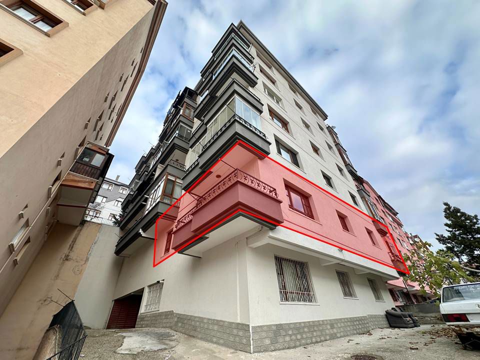 AKTEPE'DE | KİRALIK 3+1 KONUT | CEPHELERİ AÇIK | KAT KONUMUNDA