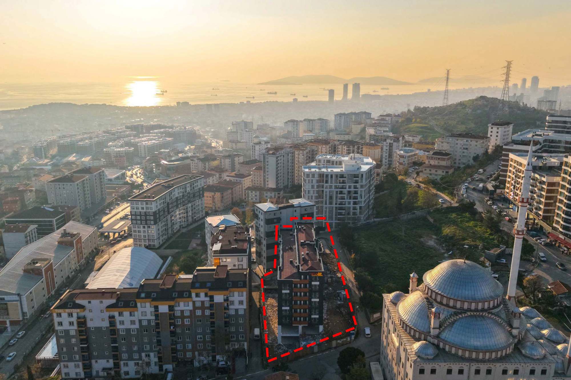 HFM ÇINAR'DA 3+1 EBEVEYN BANYOLU YERDEN ISITMALI 116 M² DAİRE