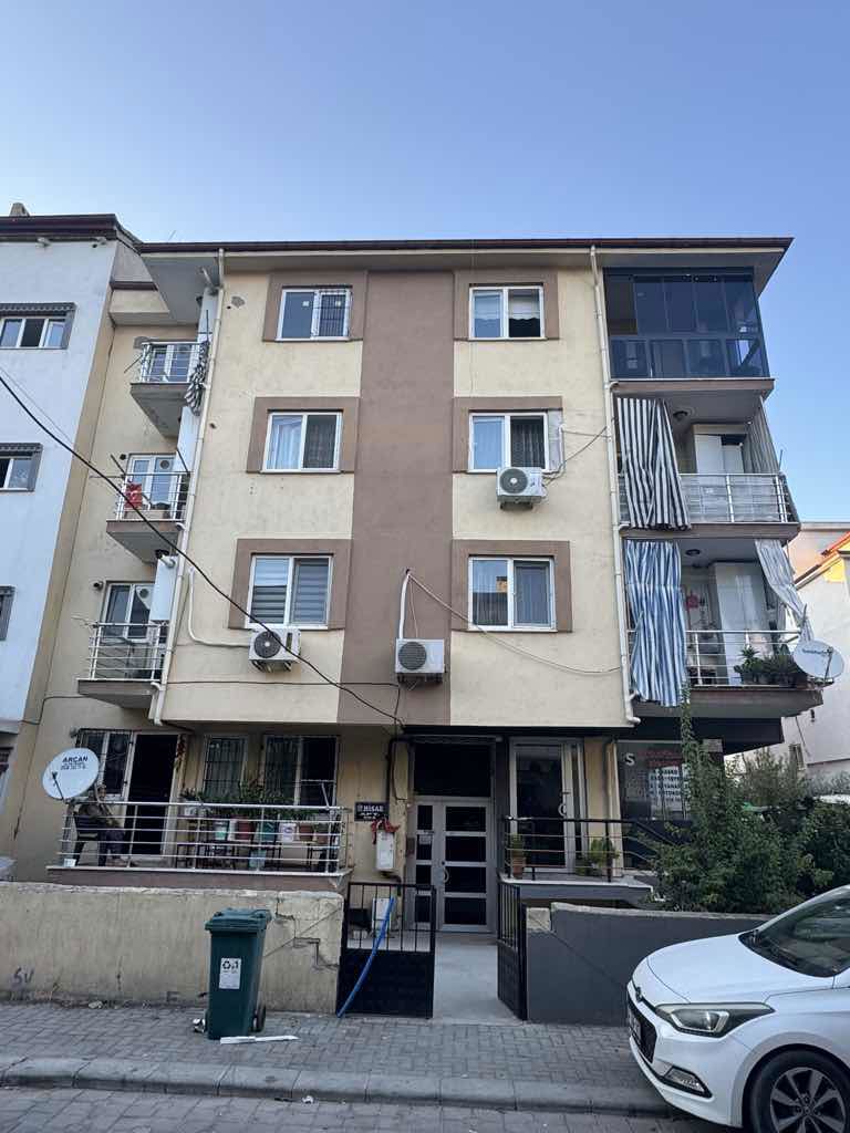 TOPRAKLIK’TA FERAH VE AYDINLIK 2+1 – SON KAT KİRALIK DAİRE