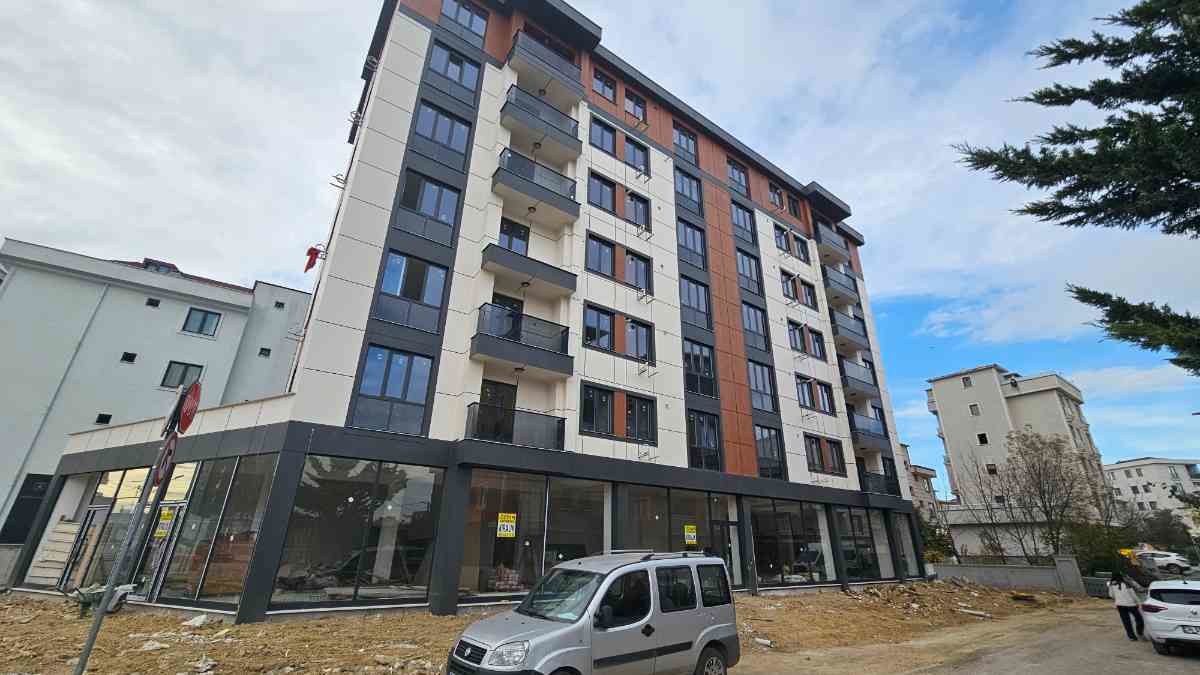 PENDİK KURTKÖYDE METROYA KOMŞU SATILIK 2+1SIFIR BALKONLU DAİRE