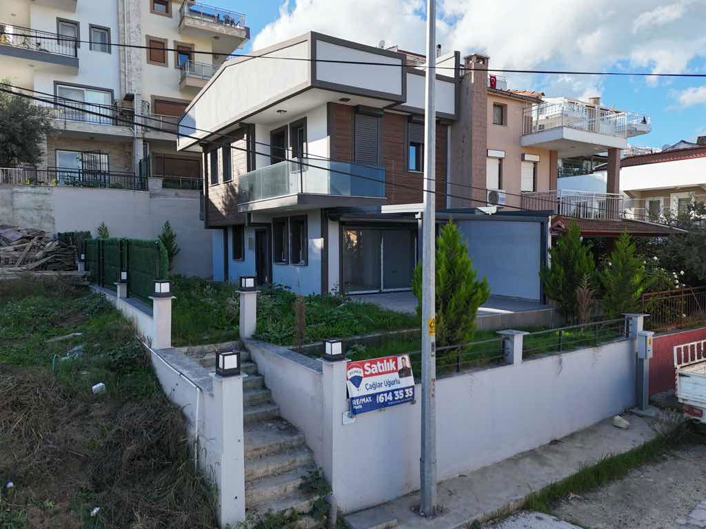 220 M2 ARSA İÇERİSİNDE SIFIR MÜSTAKİL VİLLA !