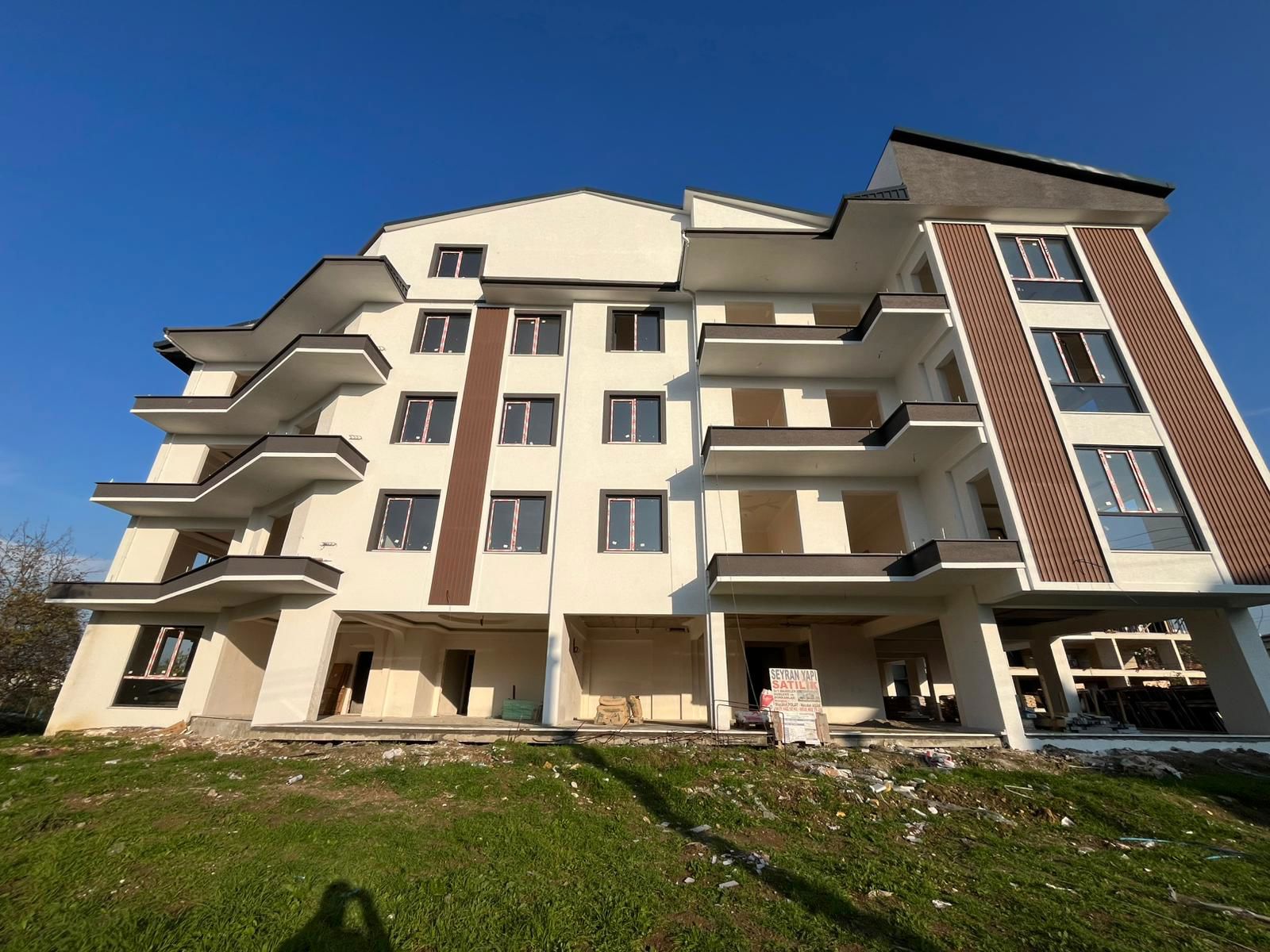 RE/MAX ŞEHİR 2 ÇİFTLİKKÖY SULTANİYE'DE SATILIK 3+1 DAİRE
