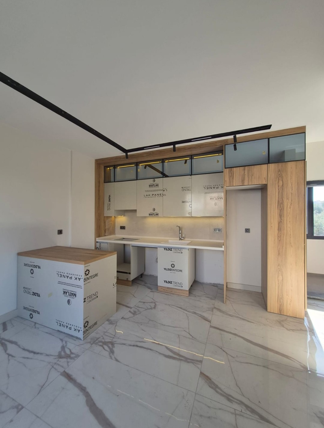 ALTINKUM SAHİLİNE 500 METRE MESAFEDE 1+1  SATILIK SIFIR DAİRE