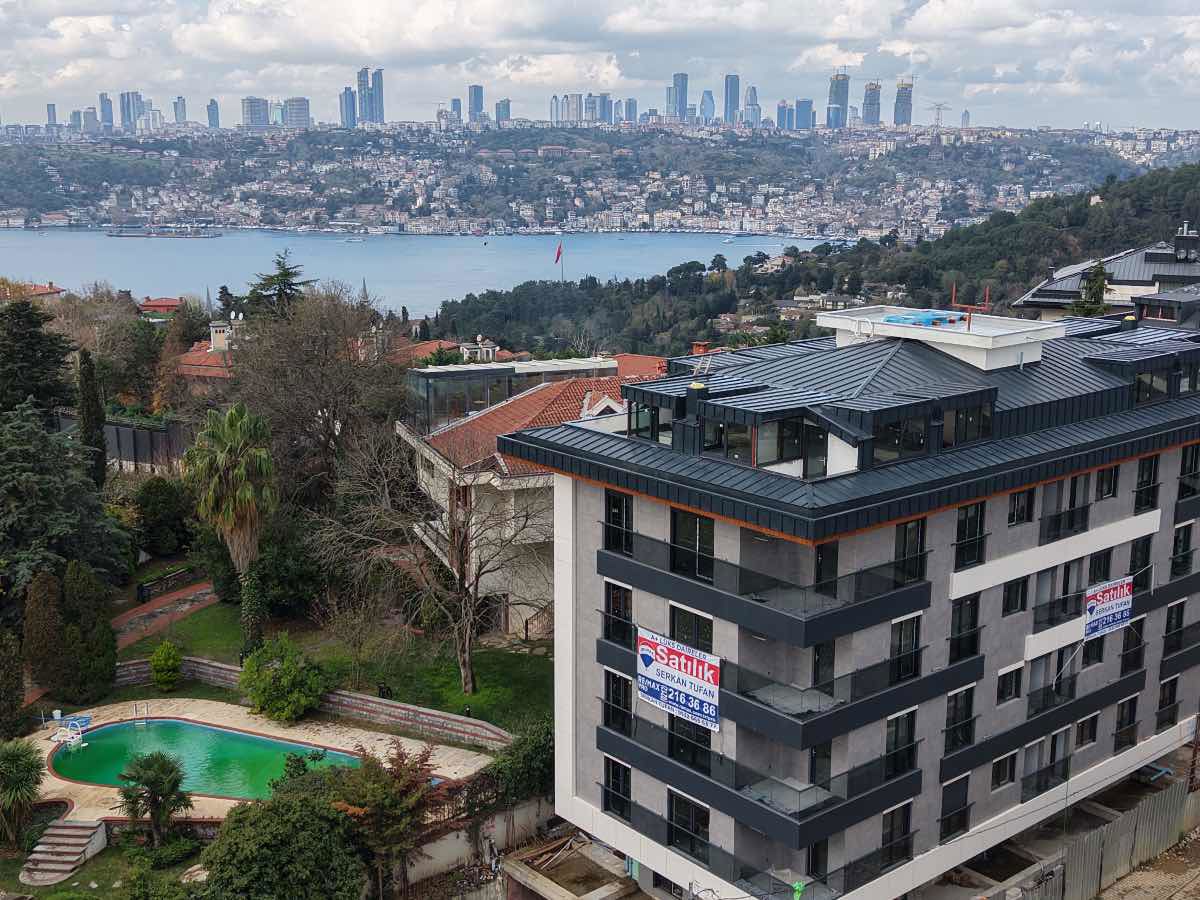 ÇENGELKÖY BEYAZ KÖŞKLER BÖLGESI A+ BINADA 3+1