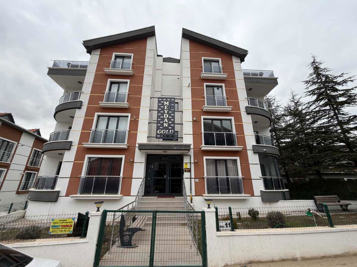 KIZILCAŞAR MAH.BULVARA YÜRÜME MESAFESİNDE KİRALIK 1+1