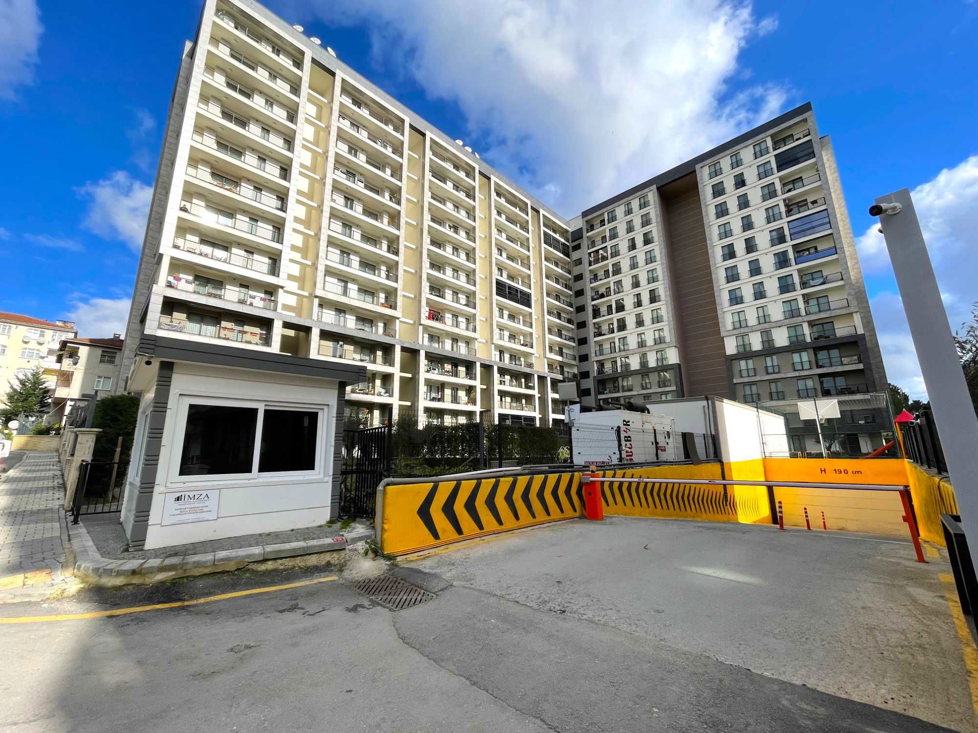 ÇEKMEKÖY TAŞDELEN MAH PAYİDAR SİT DE SATILIK 2+1 DAİRE