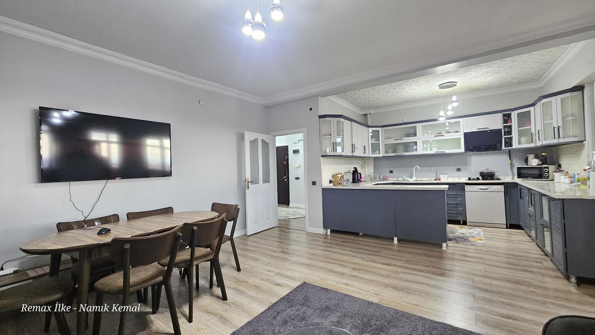 REMAX İLKE'DEN KAYAKYOLU'NDA 5,5+1 SATILIK DAİRE