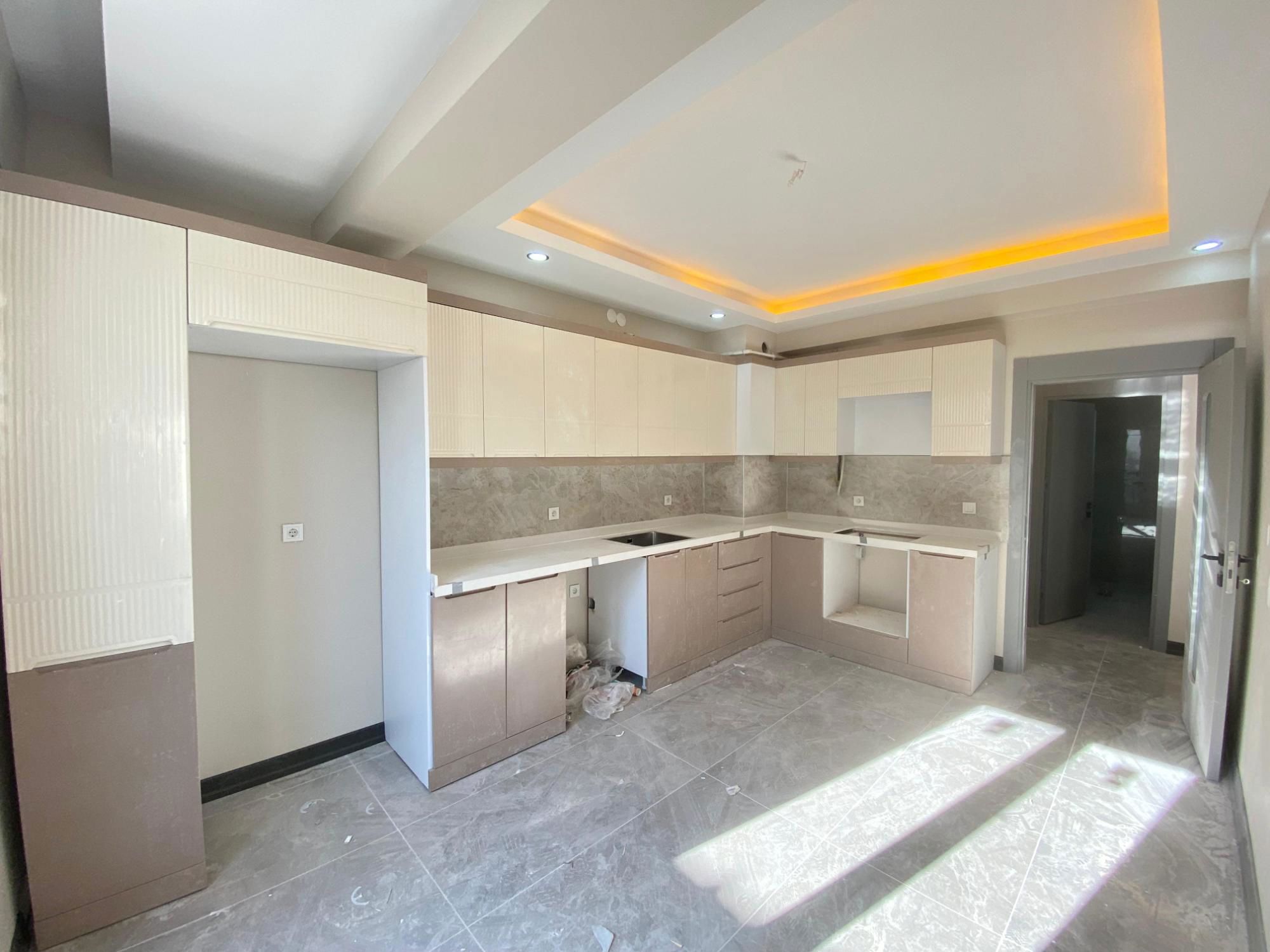 REMAX İLKE'DEN ŞÜKRÜPAŞA BAYIR İNŞAAT'TA 2+1 SATILIK LÜKS DAİRE