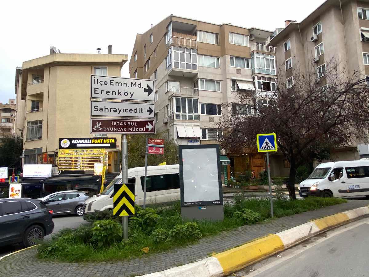 KADIKÖY MERDIVENKÖYDE FIRSAT KONUMDA SATILIK 3+1 DAIRE