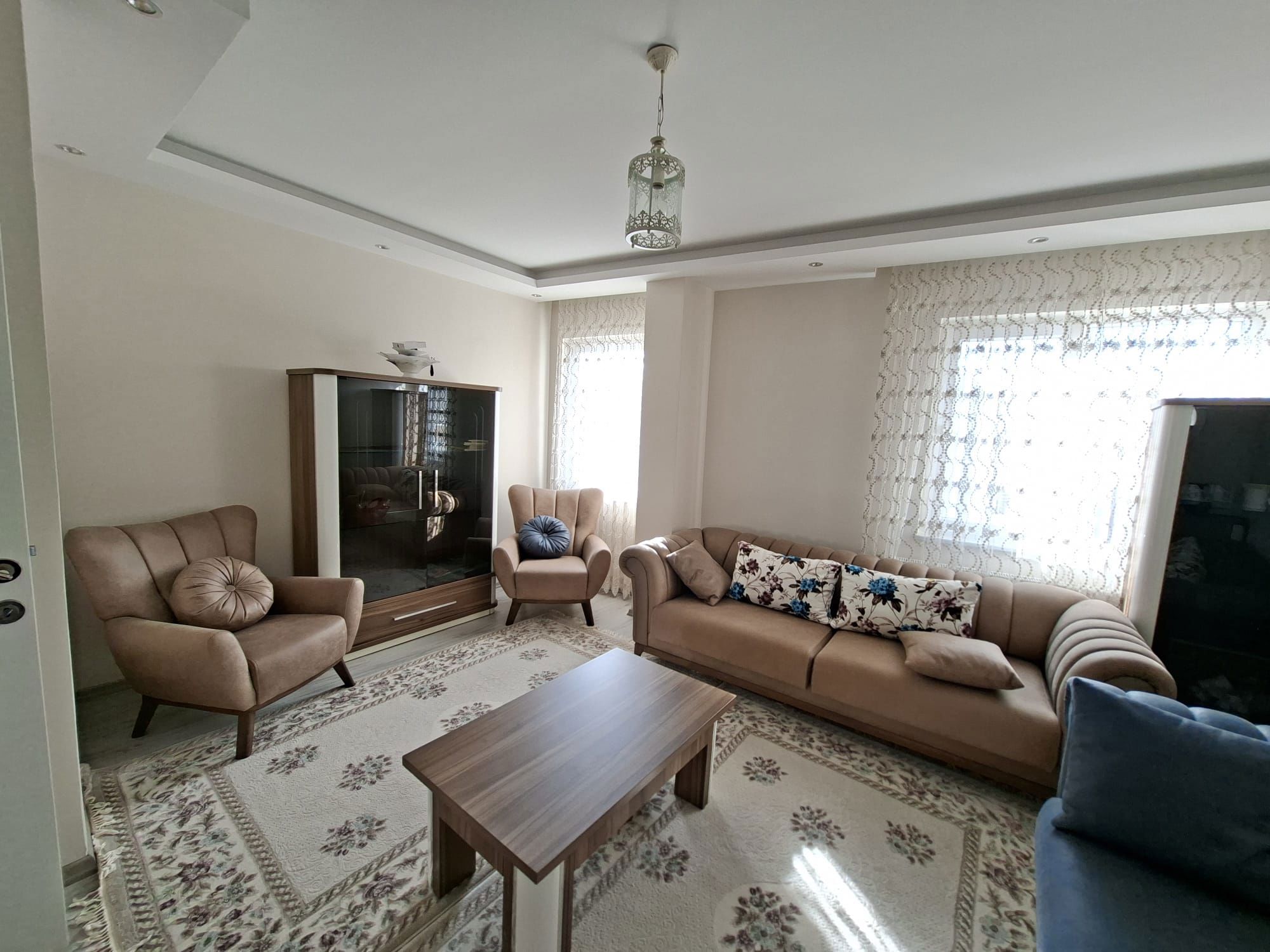 RE/MAX İNCİ'DEN HACIİLBEY MAH. 5+1 SATILIK DUBLEKS DAİRE