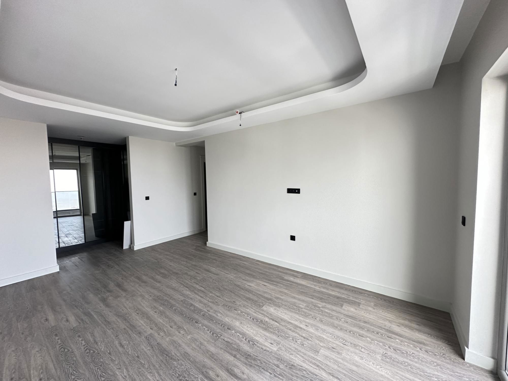BORDO MODERND SİTESİNDE SATILIK 4,5+1 DAİRE