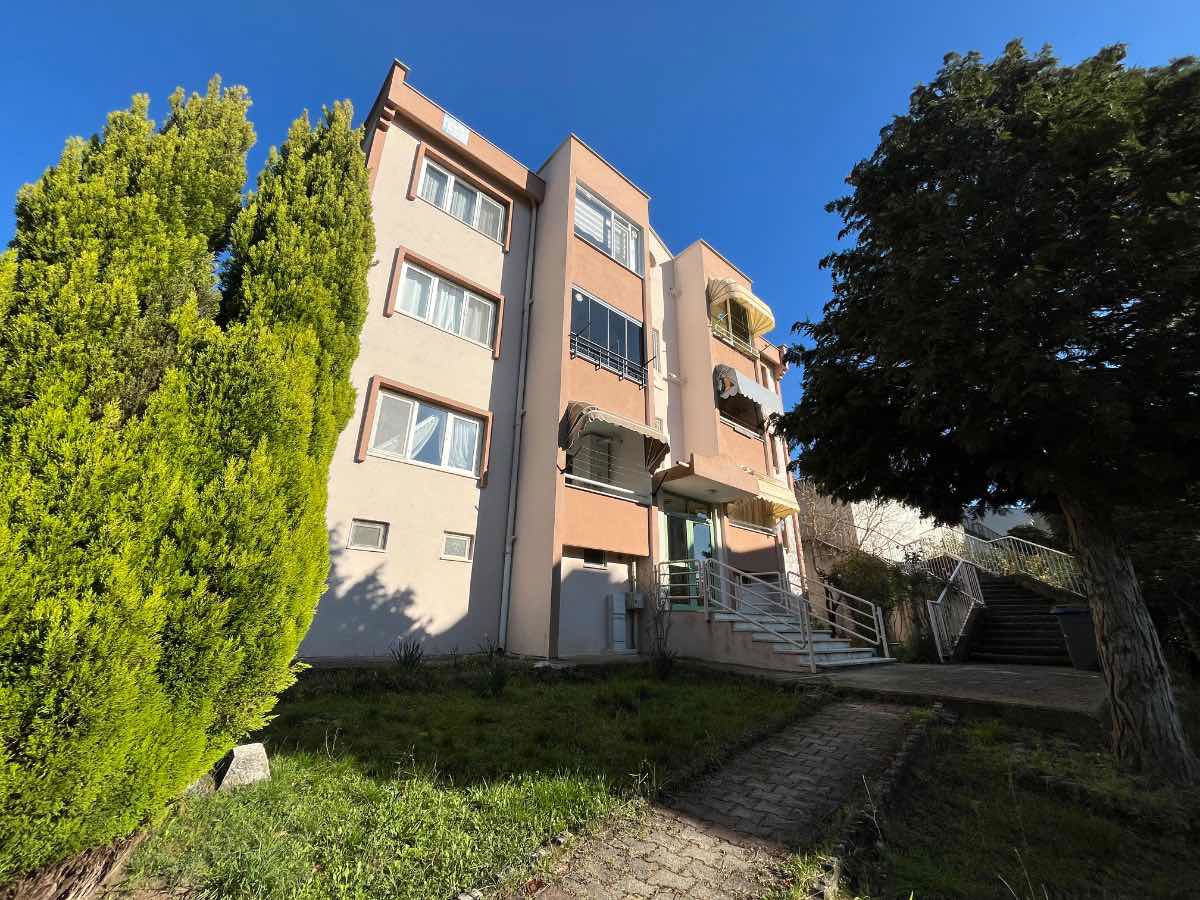 REMAX SOFT’TAN CAMILI’DE 1497 ADA’DA TAMAMEN YENILENMIŞ 2+1 SATILIK DAIRE
