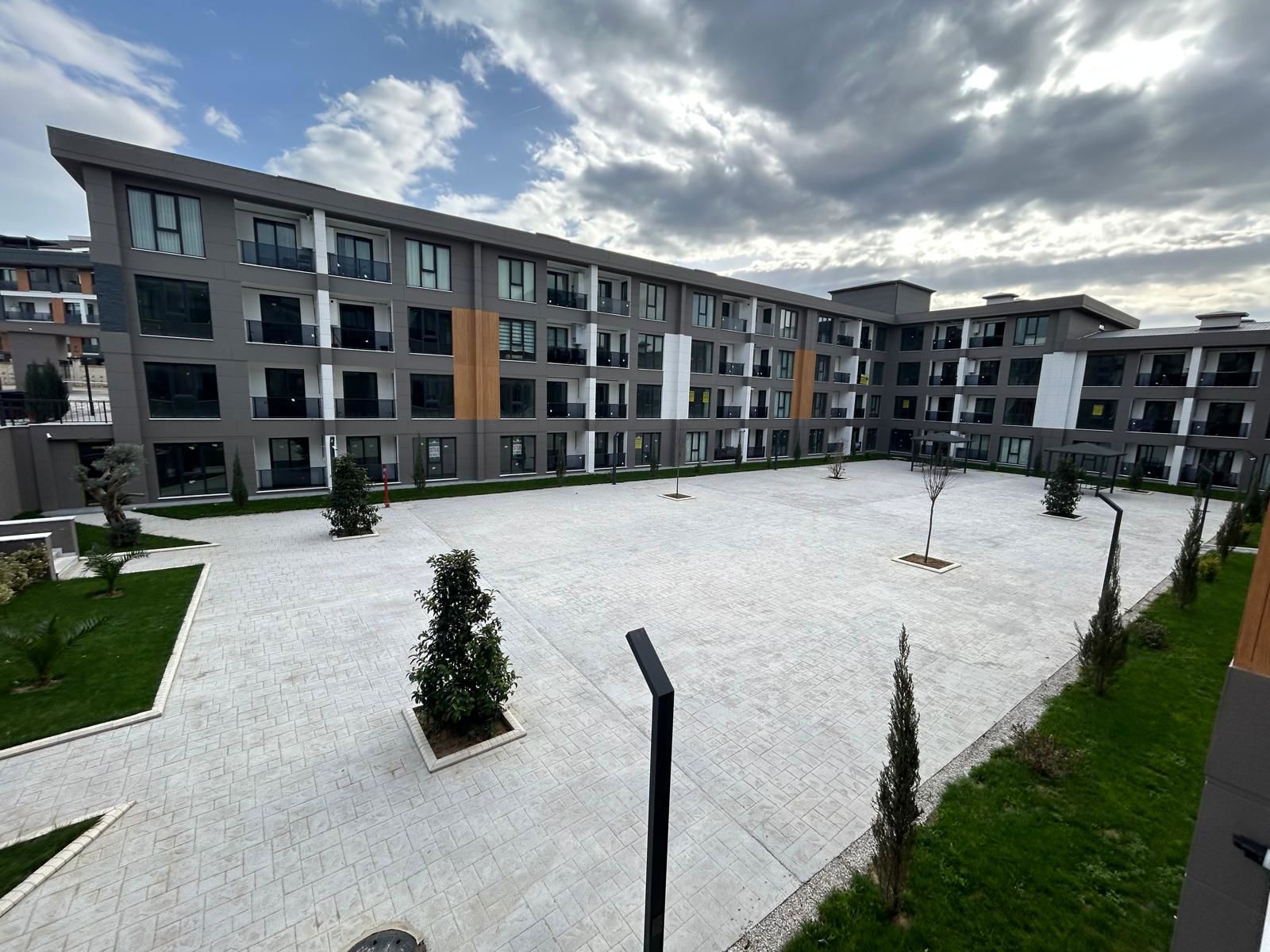 RE/MAX ŞEHİR YALOVA'DAN AKYOL PREMİUM LOUNGE'TA SATILIK DAİRE
