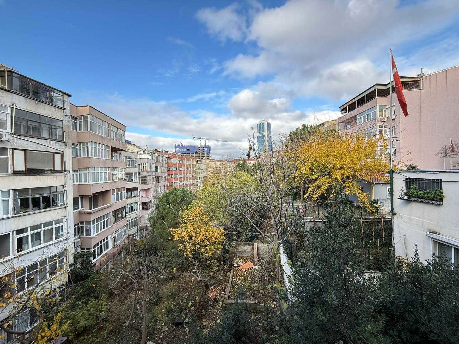ŞİŞLİ HASAT SOKAK TA SATILIK 3+1 DAİRE