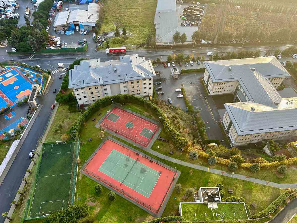 5.LEVENT FİNANSKENT SATILIK EMSALSİZ 1+1 BALKONLU DAİRE