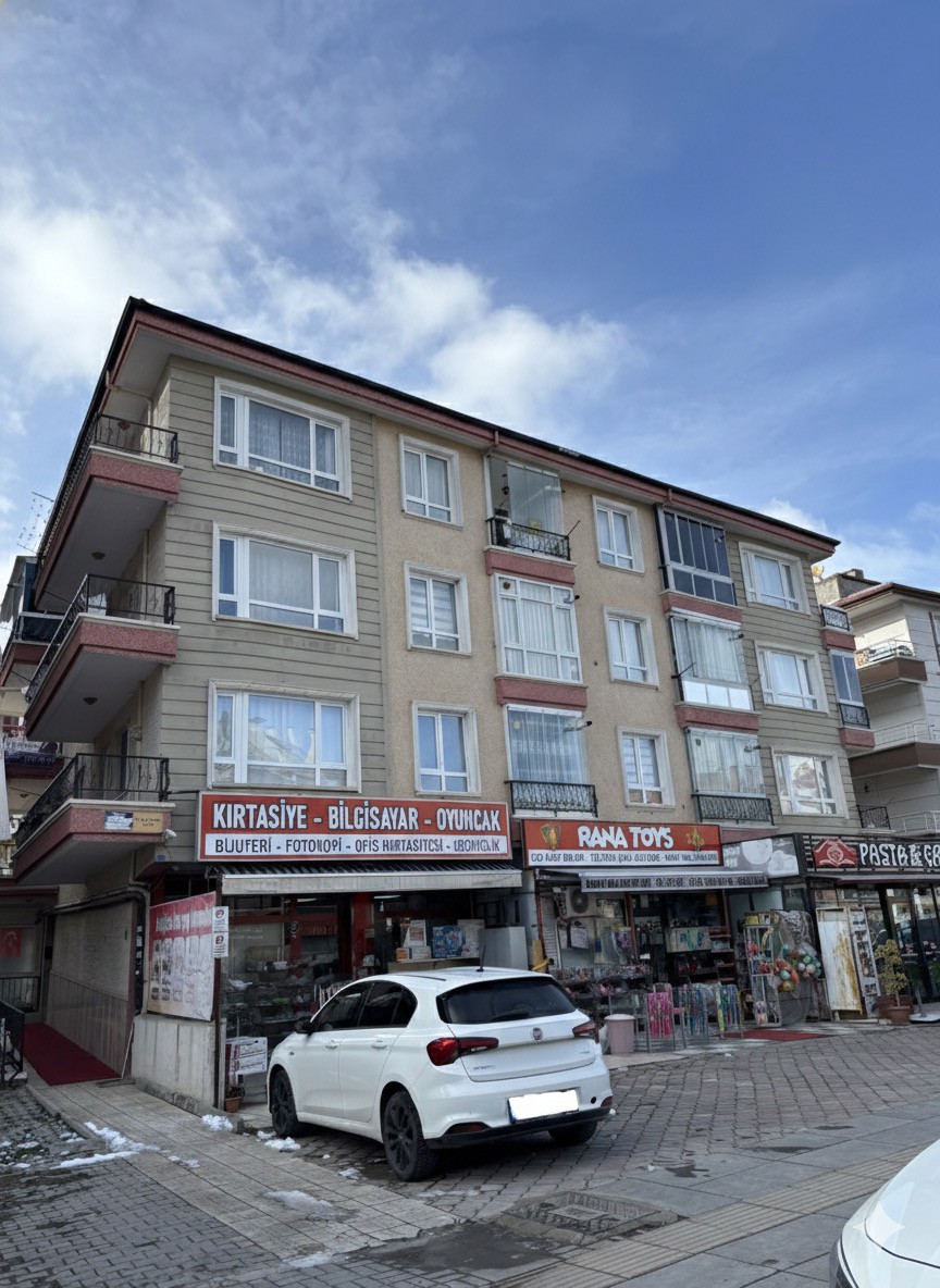 ESERTEPE, ÇAMBAŞI CAD. ÜZERI ASANSÖRLÜ 2+1 SATILIK DAIRE