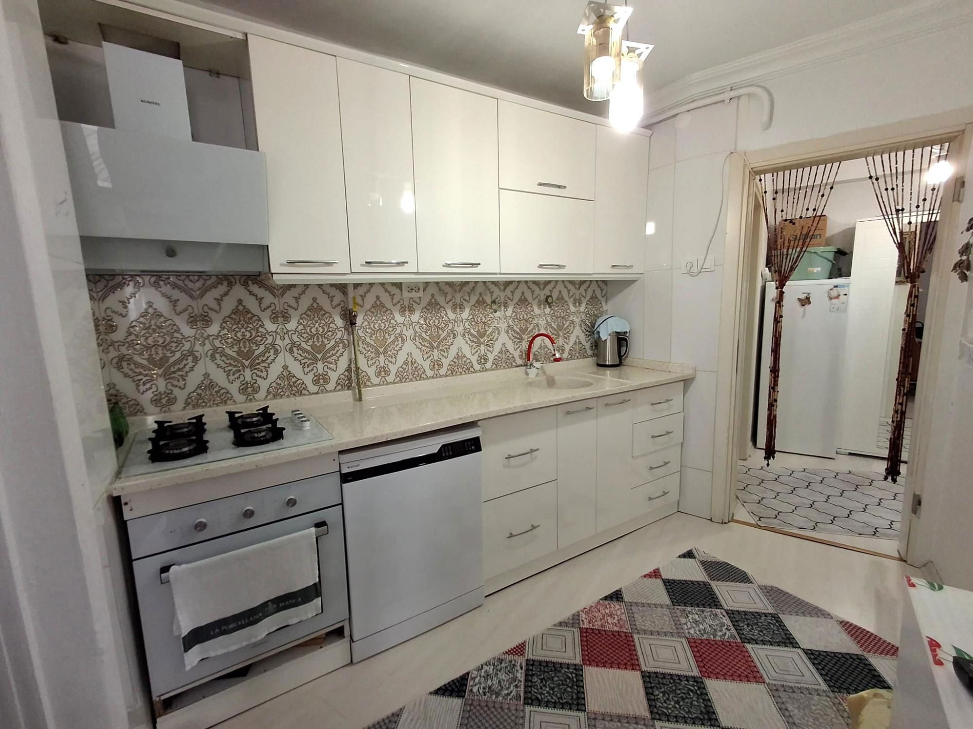 RE/MAX İNCİ'DEN DEVLET HAST. YAKIN TAKASA AÇIK SATILIK 3+1 DAİRE