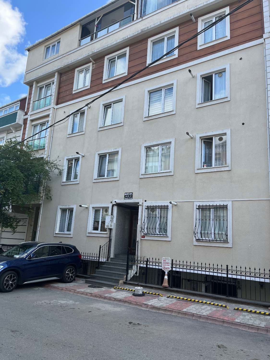 ÇEKMEKÖY MERKEZ MAHALLESINDE KIRALIK 2+1 DAIRE