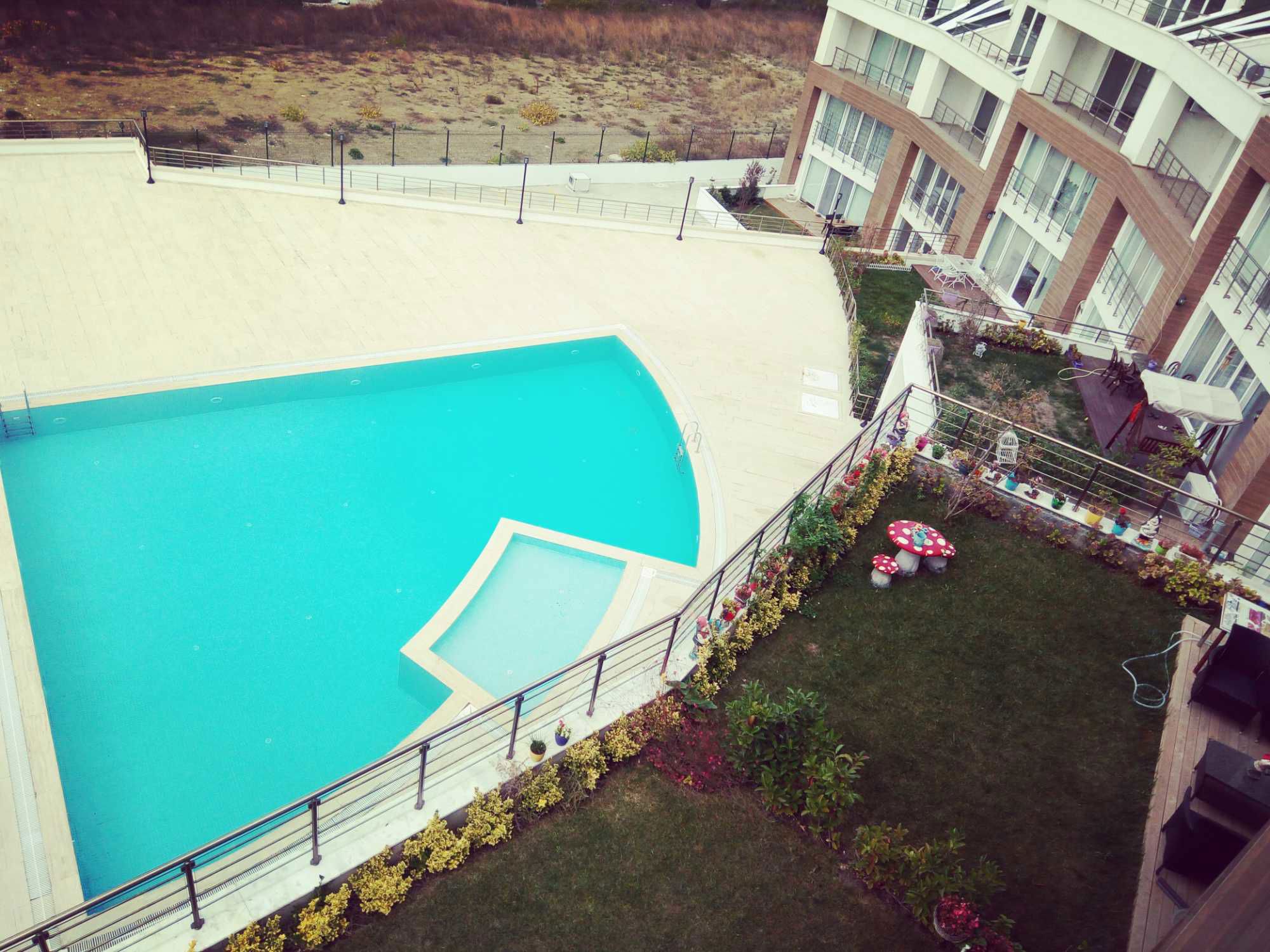 VİLLA KONFORUNDA DENİZ VE GÖL MANZARALI 3+1 DUBLEKS / FOR SALE