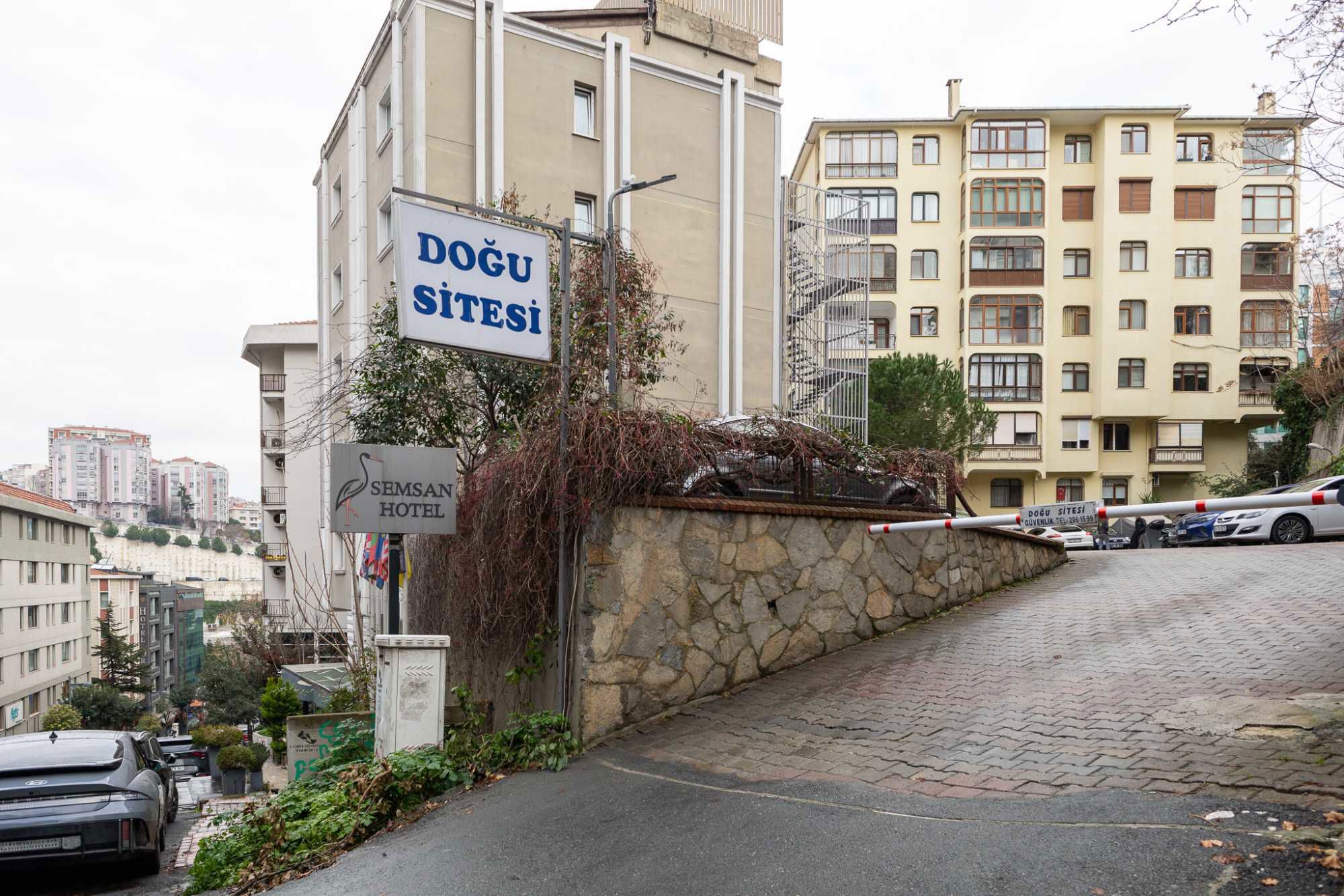 TEŞVİKİYENİN MERKEZİ LOKASYONU DOĞU SİTESİNDE *BOŞ* 2+1 SATILIK