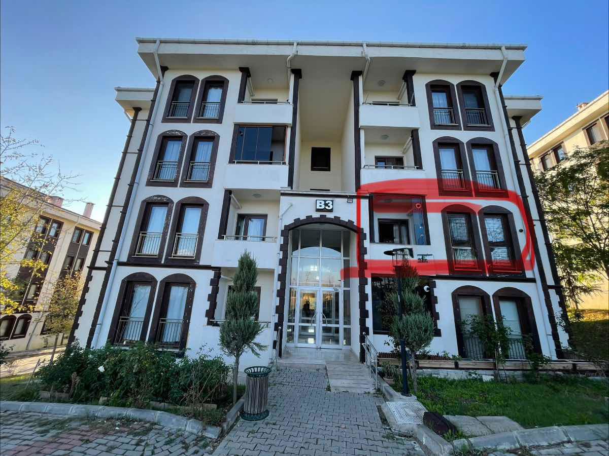 ÇINARLI MAH. BASIN SİTESİNDE SATILIK 2+1 ARA KAT DAİRE