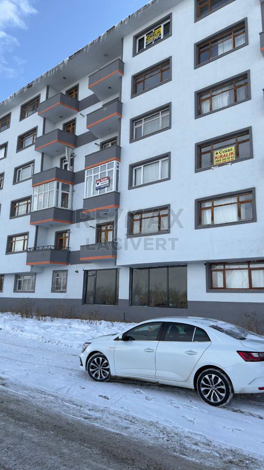 RE/MAX LACİVERT'TEN ÇATYOLU ÜZERİN'DE 3+1 SATILIK DAİRE