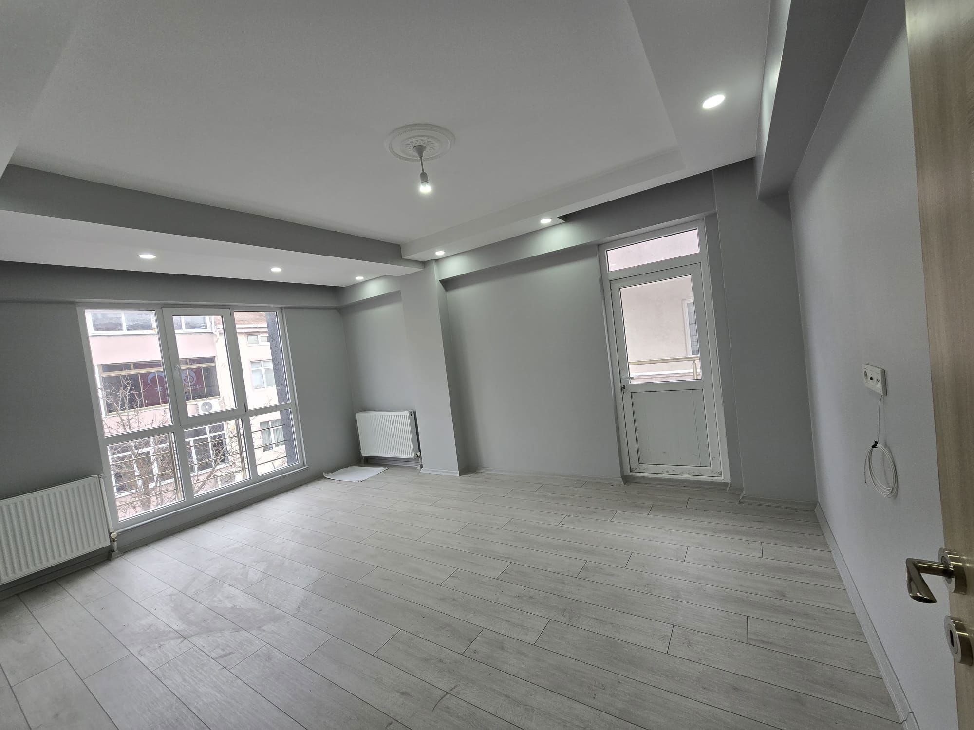 REMAX LAND DEN SATILIK 2+1 LÜKS DAİRE