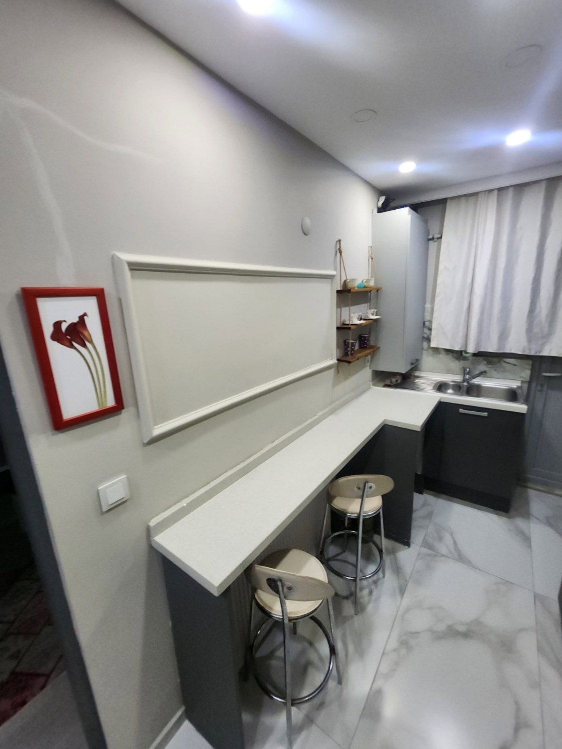 ÜSKÜDAR ÜNALAN MH 2+1 SATILIK DAIRE