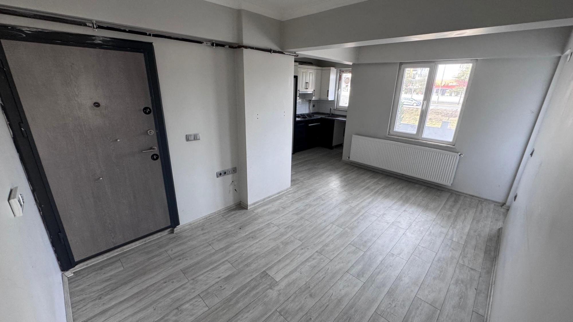 ŞEHİR HASTANESİ VE ÜNİVERSİTEYE YAKIN, 1+1 DAİRE FIRSATI!