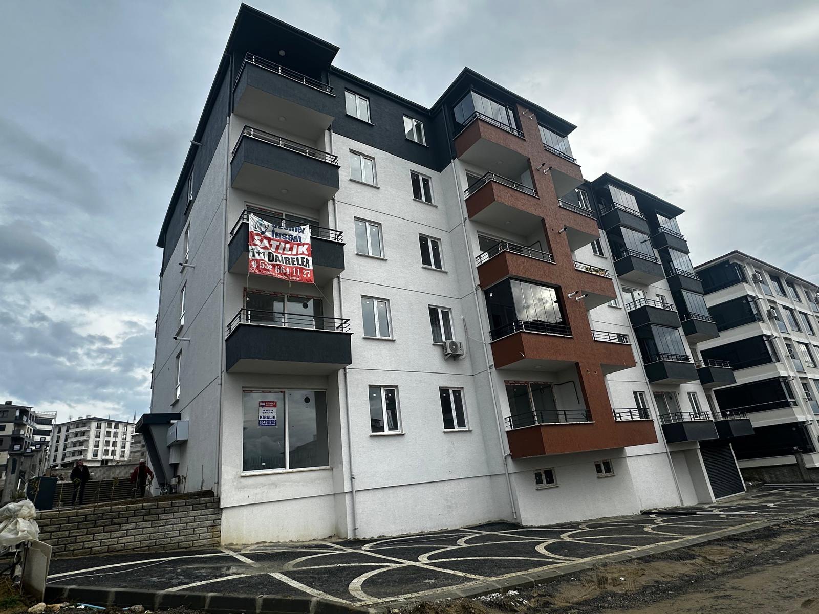 ÇİFTLİKÖNÜ MAH. YERDEN ISITMALI KİRALIK 1+1 DAİRE