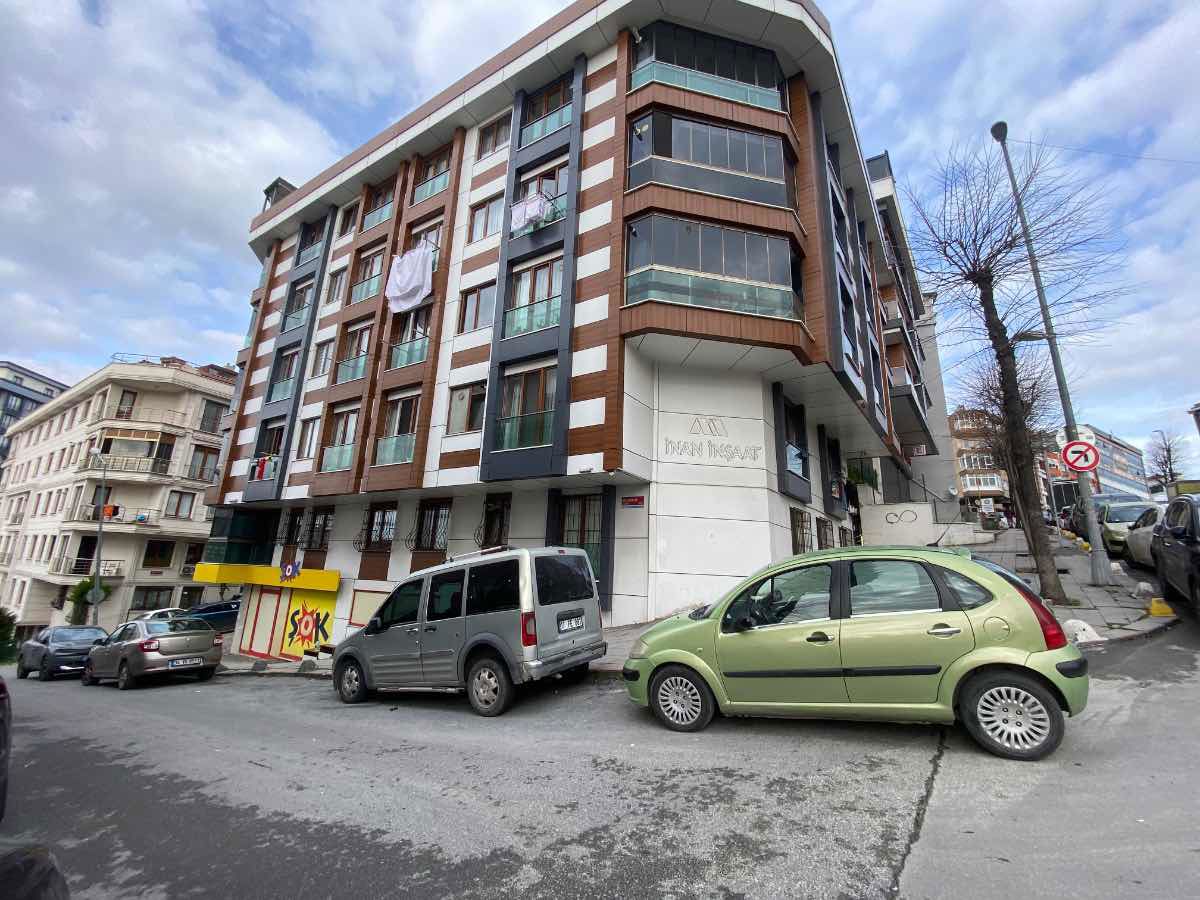 TEPEÜSTÜNE YAKIN İNÖNÜ CADDESİ ÜZERİNDE FIRSAT 2+1