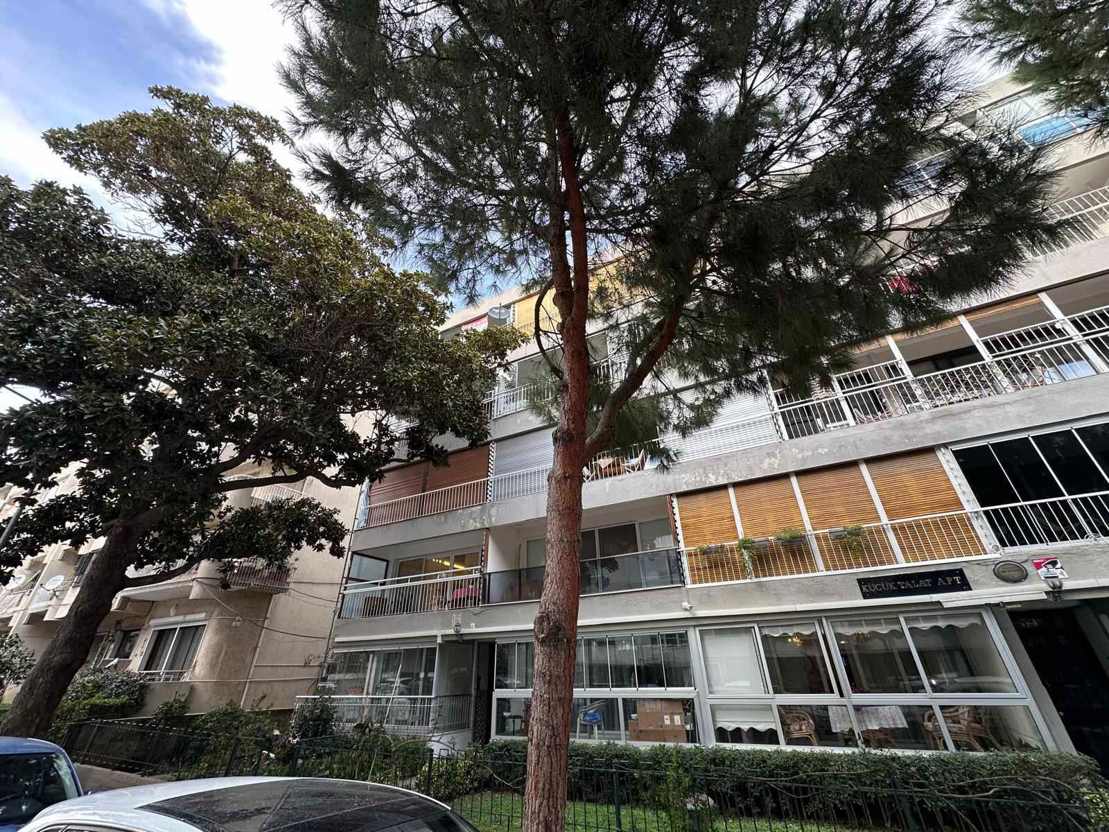 6  KARŞIYAKA DONANMACI 4+1 DUBLEKS KIRALIK DAİRE