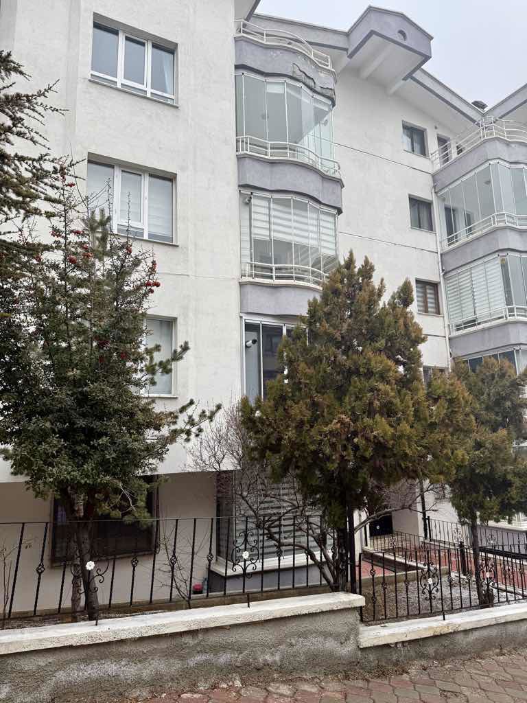 DİKMEN MÜRSEL ULUÇ MAH’DE TAMAMEN YENİLENMİŞ 3+1