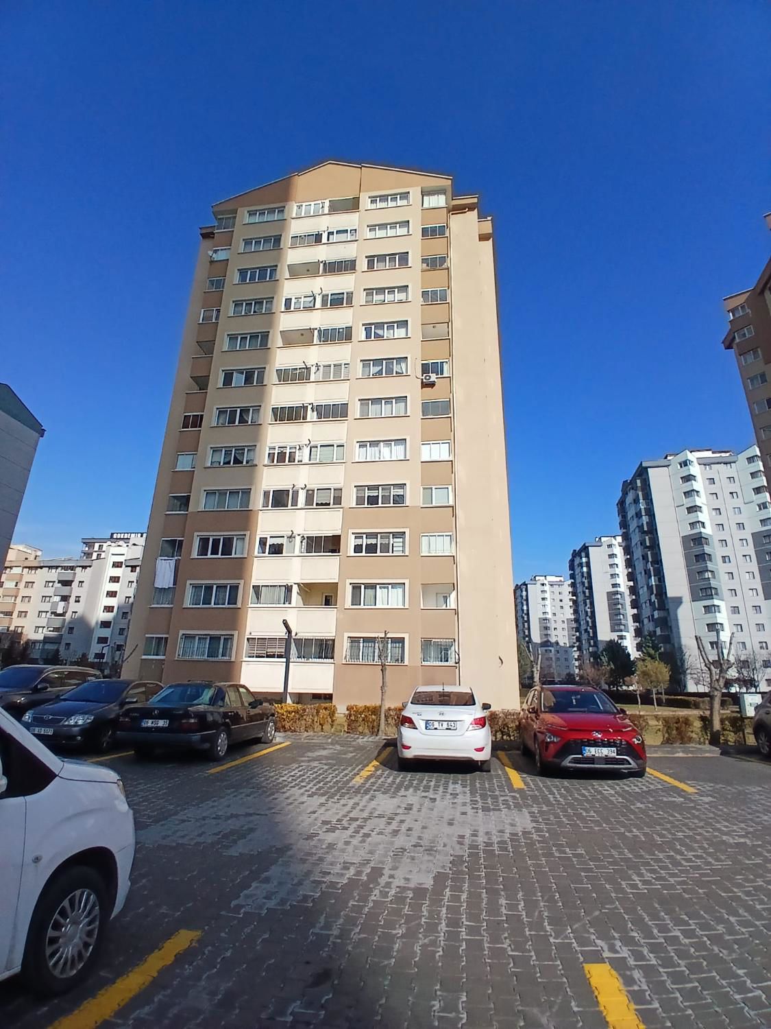 METROMALL AVM  KARŞISI 3+1 SATILIK DAİRE