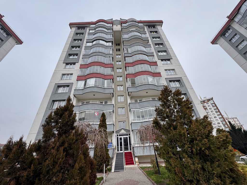 BATIKENT TURGUT ÖZAL MERKEZİ LOKASYON SATILIK 5+1 DUBLEKS DAİRE