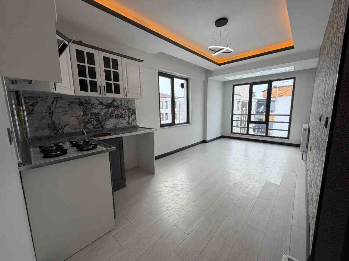 REMAX DEĞİŞİMDEN ATAŞEHİRDE KİRALIK 1+1 DAİRE