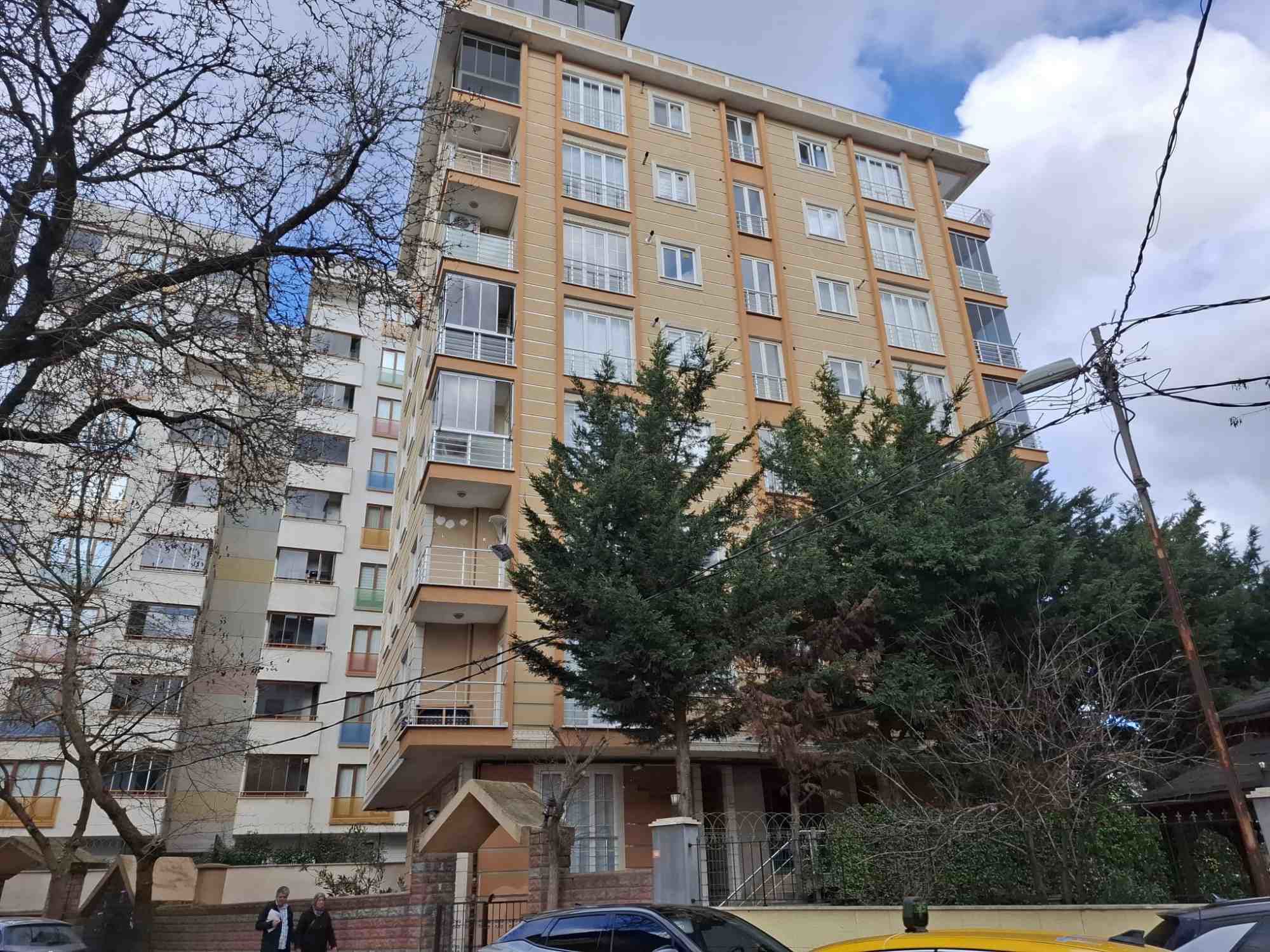 ÇEKMEKÖY TAŞDELENDE ORMAN MANZARALI FERAH 3+1