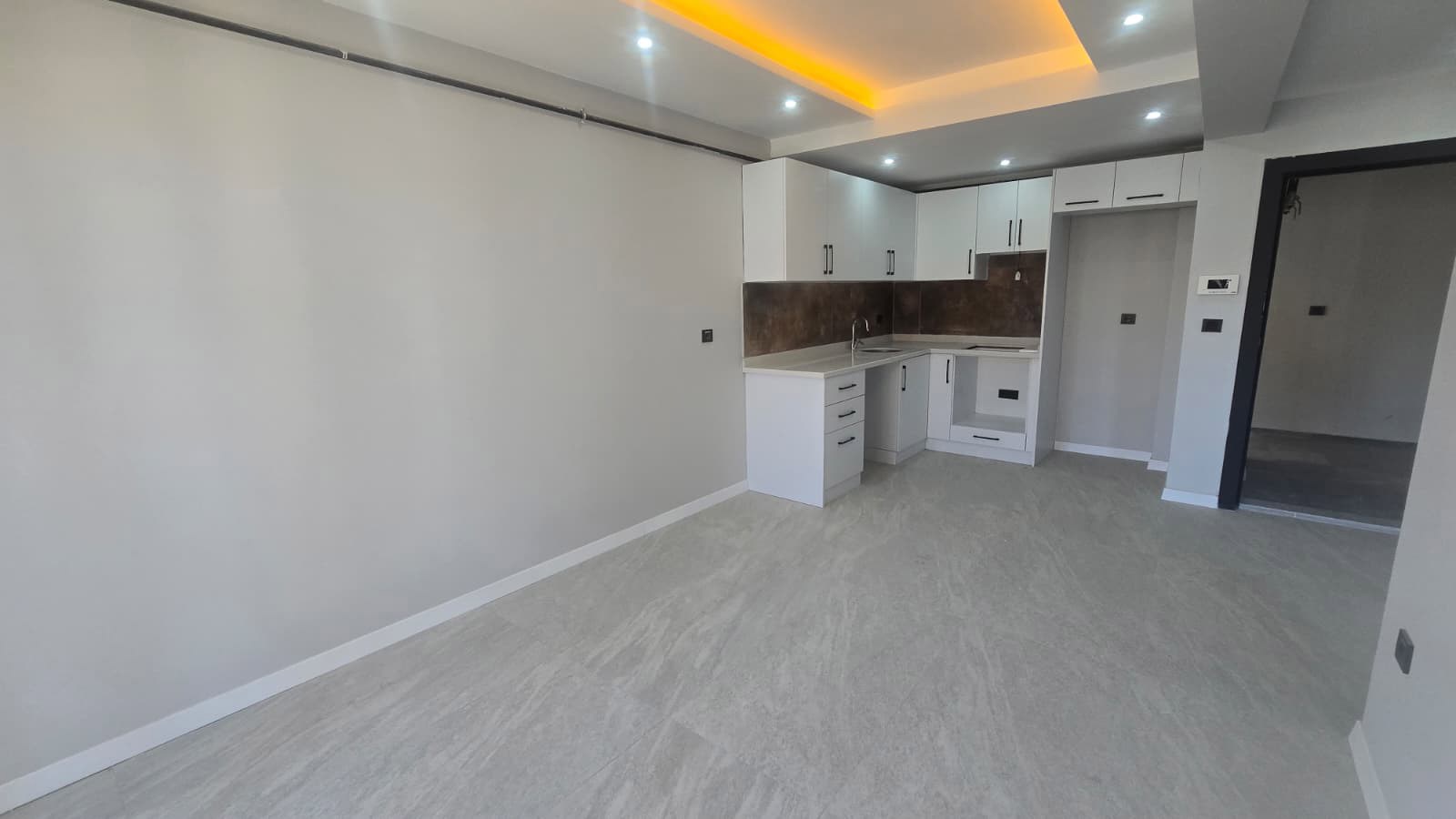 REMAX MODEL DEN ACIPAYAM YENİMAHALLE DE 70M² 2+1 SIFIR KİRALIK APART