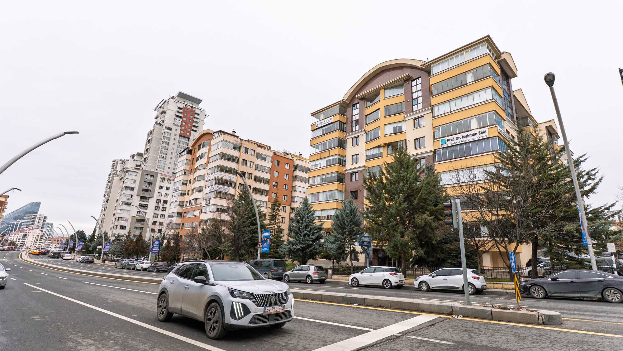 MUHSİN YAZICIOĞLU BULVARI ÜZERİNDE OFİS KULLANIMINA UYGUN GENİŞ DAİRE