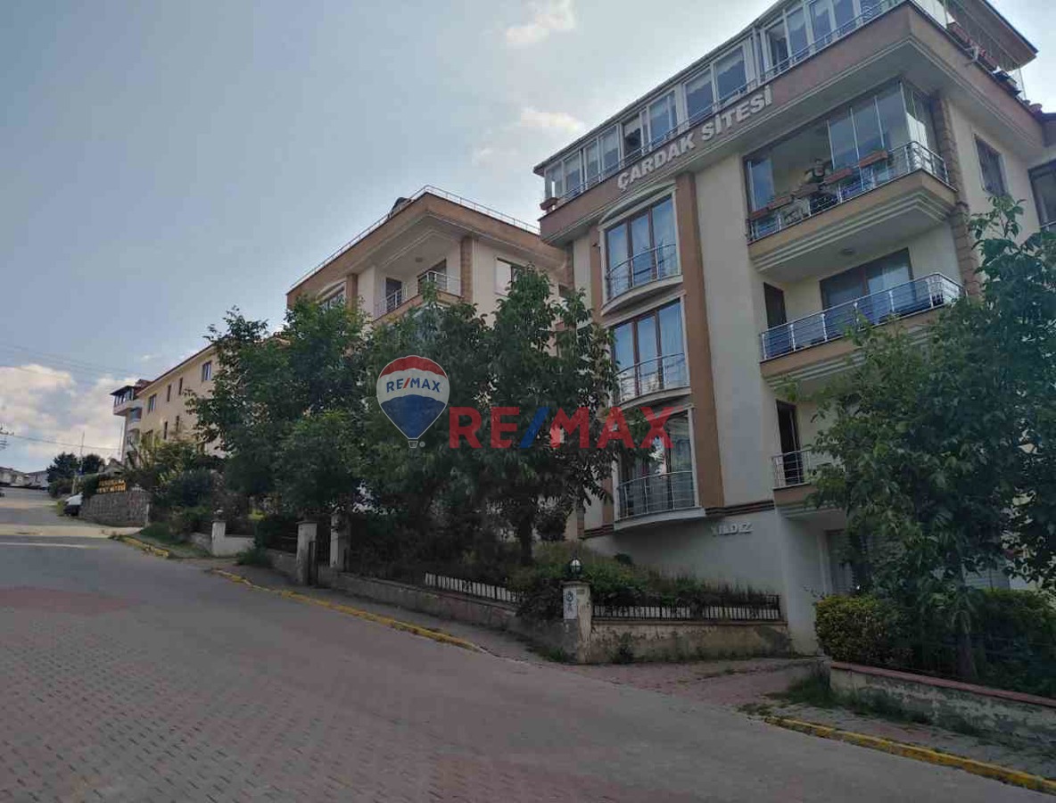 REMAX NATURAL'DEN DEĞİRMENDERE'DE SATILIK 5+1 DUBLEKS DAİRE