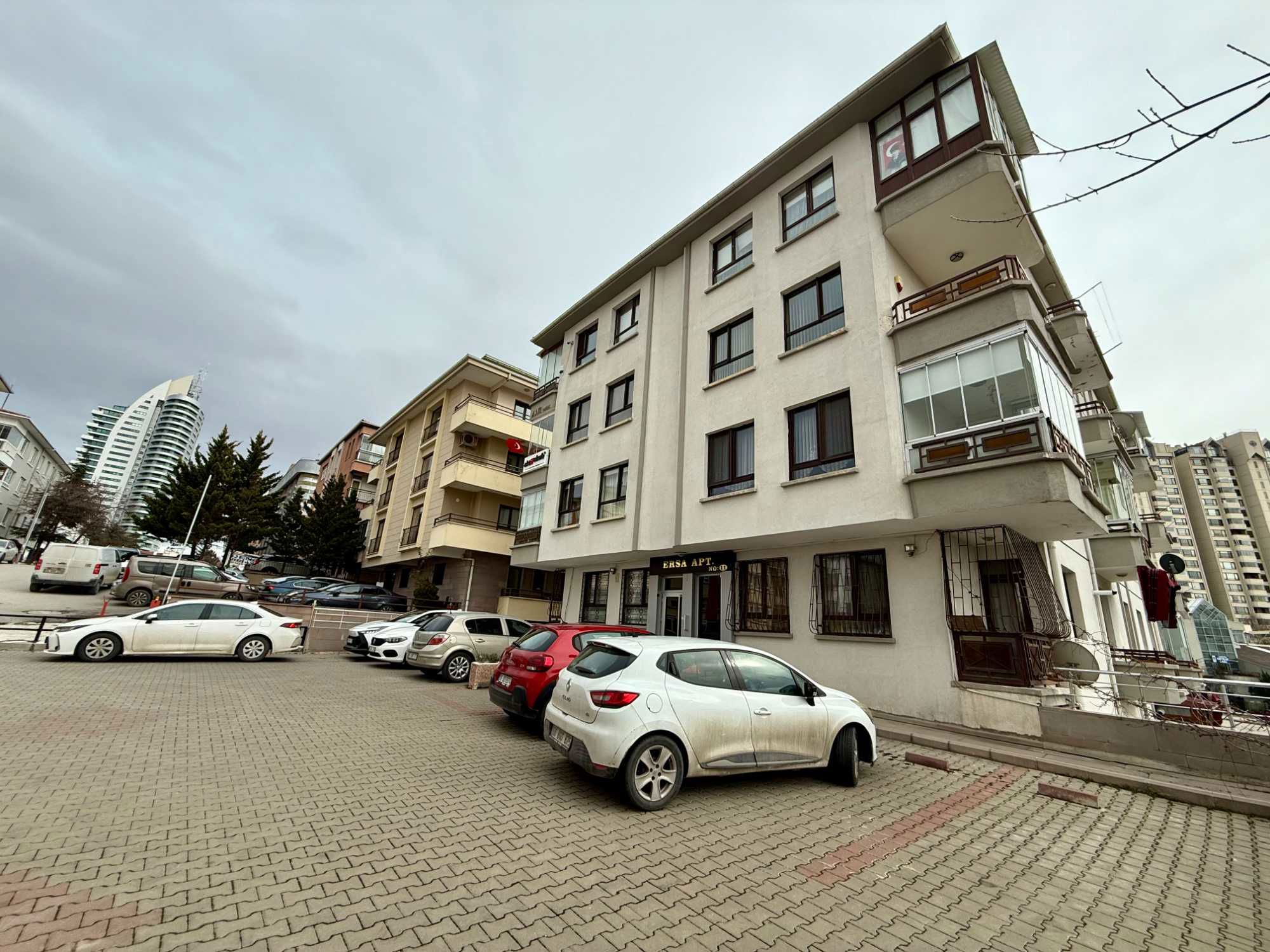 ÇANKAYA HOŞDERE CAD. FUAR SOKAK KİRALIK 3+1&150 M2 DAİRE-İŞYERİ-OFİS, PARK VADİ MANZARALI 4. KAT