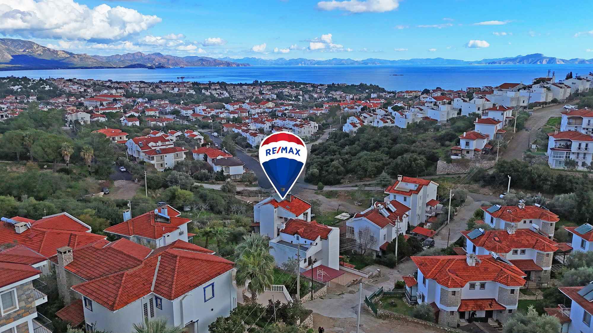 DATÇA MERKEZ İSKELE MAHALLESİ'NDE SATILIK 2+1 DAİRE