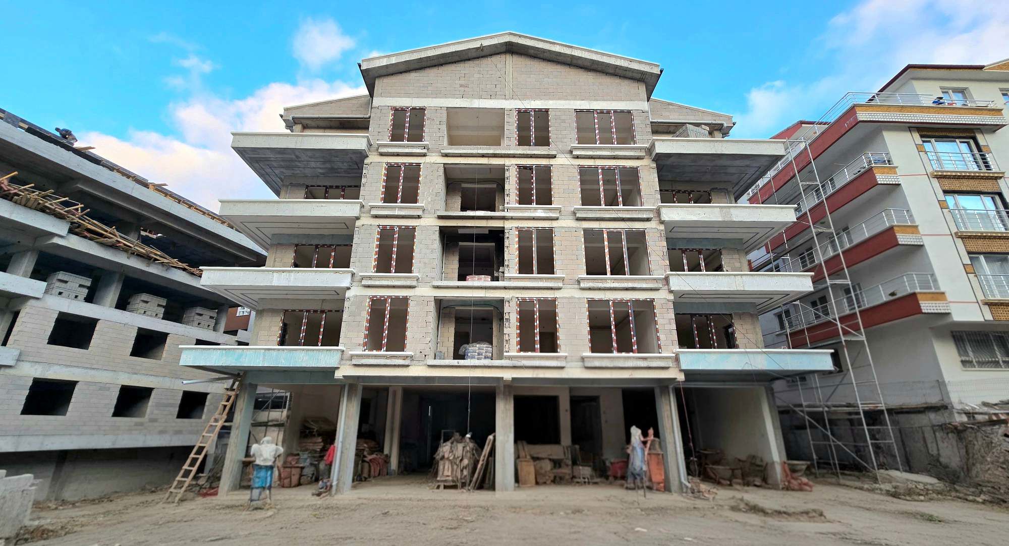 YATIRIM FIRSATI ! / HAZİRANDA TESLİM / 2 + 1 LÜKS DAİRE