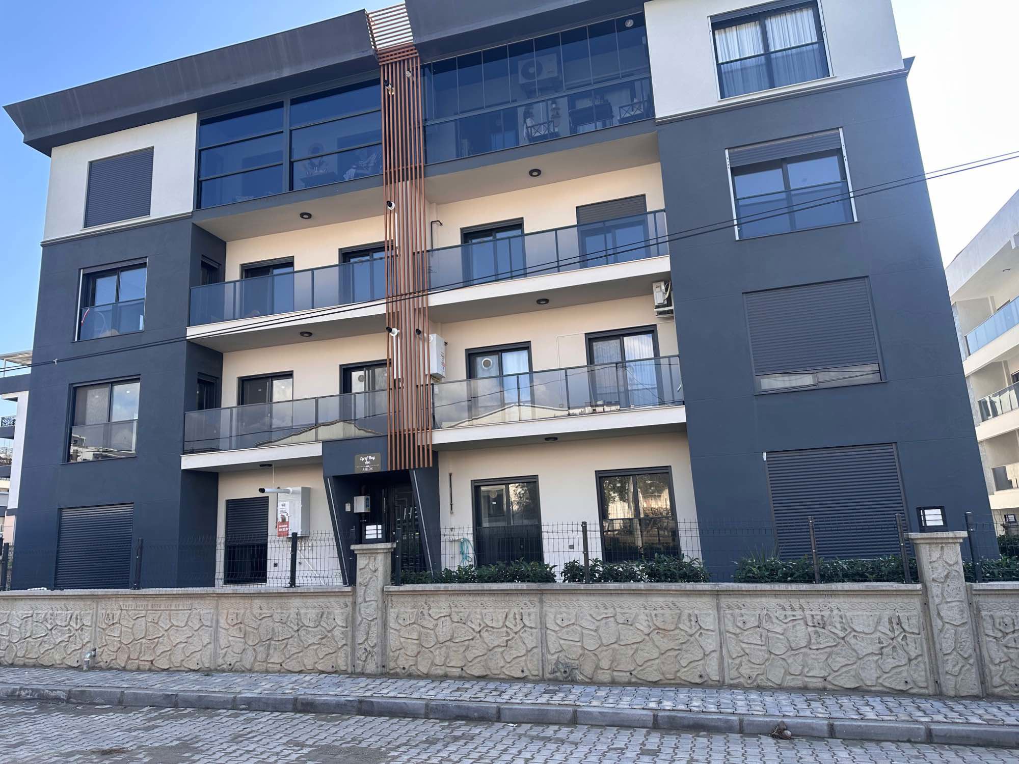 KEMALPAŞA ULUCAK'DA SATILIK 3+1 DAIRE REMAX MODEL KÜÇÜKEROL