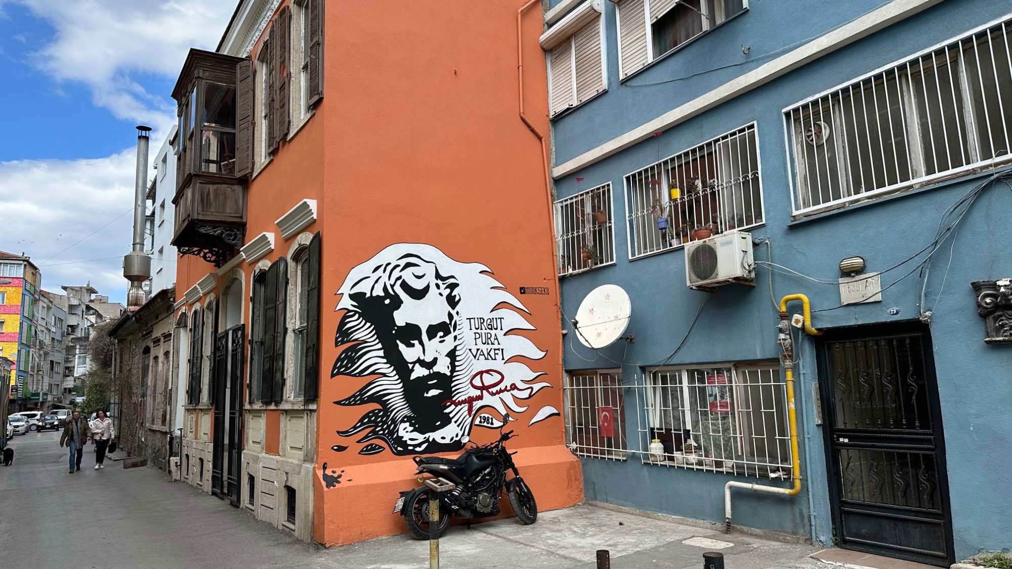 ALSANCAK KIBRIS ŞEHITLERINE YAKIN SATILIK 2+1 DAIRE