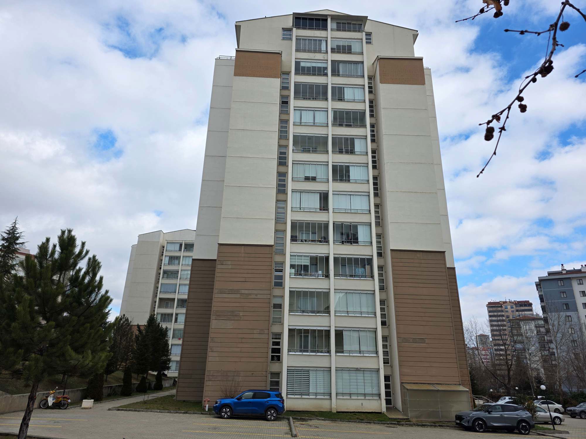 BATIKENT SATILIK 4+1 | GÜVENLİKLİ SİTE, YÜKSEK GİRİŞ